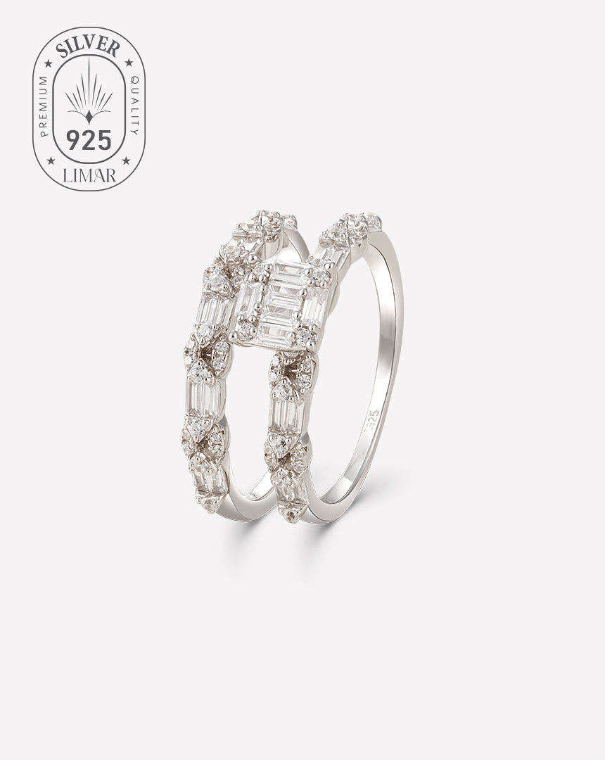 التوأمان الفضيان الصورة الرئيسية