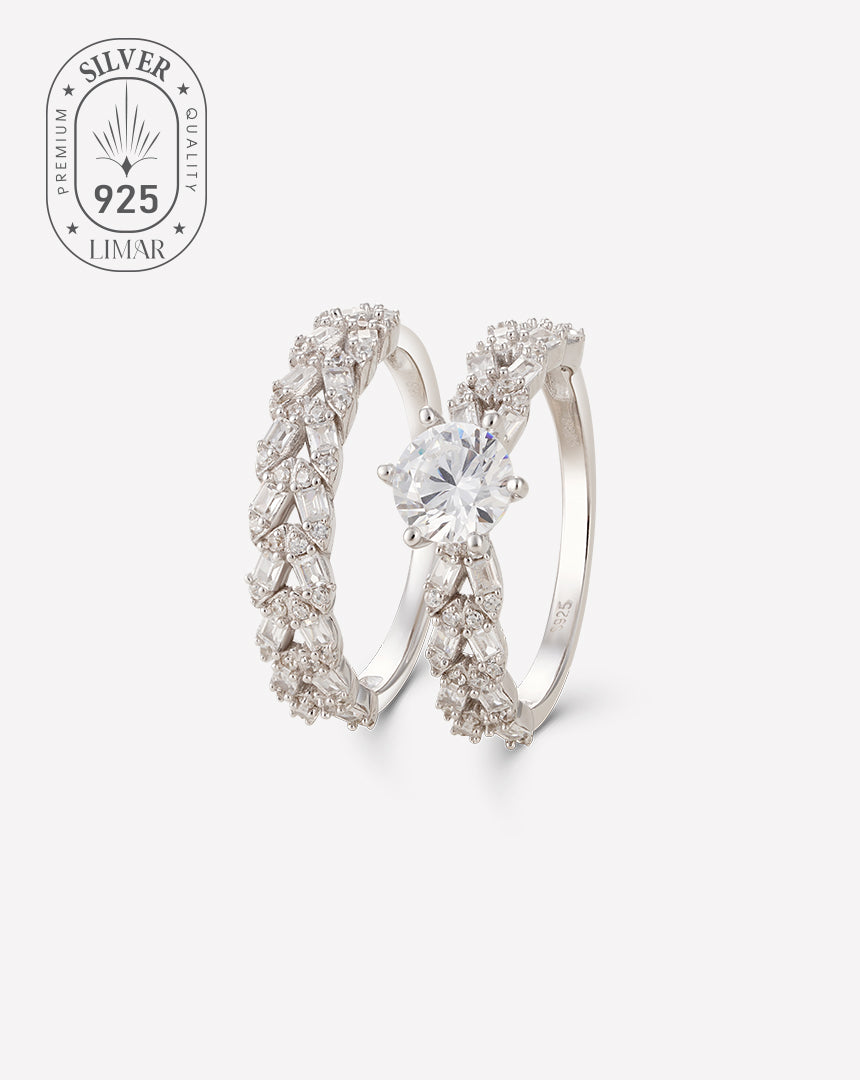 التوأمان الفضيان الصورة الرئيسية