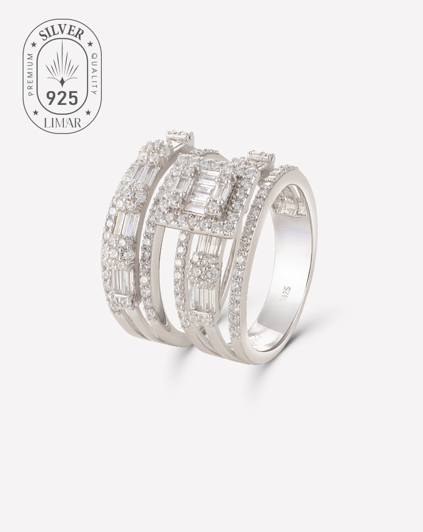 التوأمان الفضيان الصورة الرئيسية