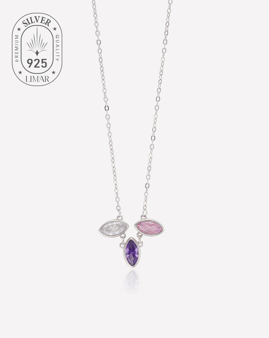 قلادة فضية الصورة الرئيسية