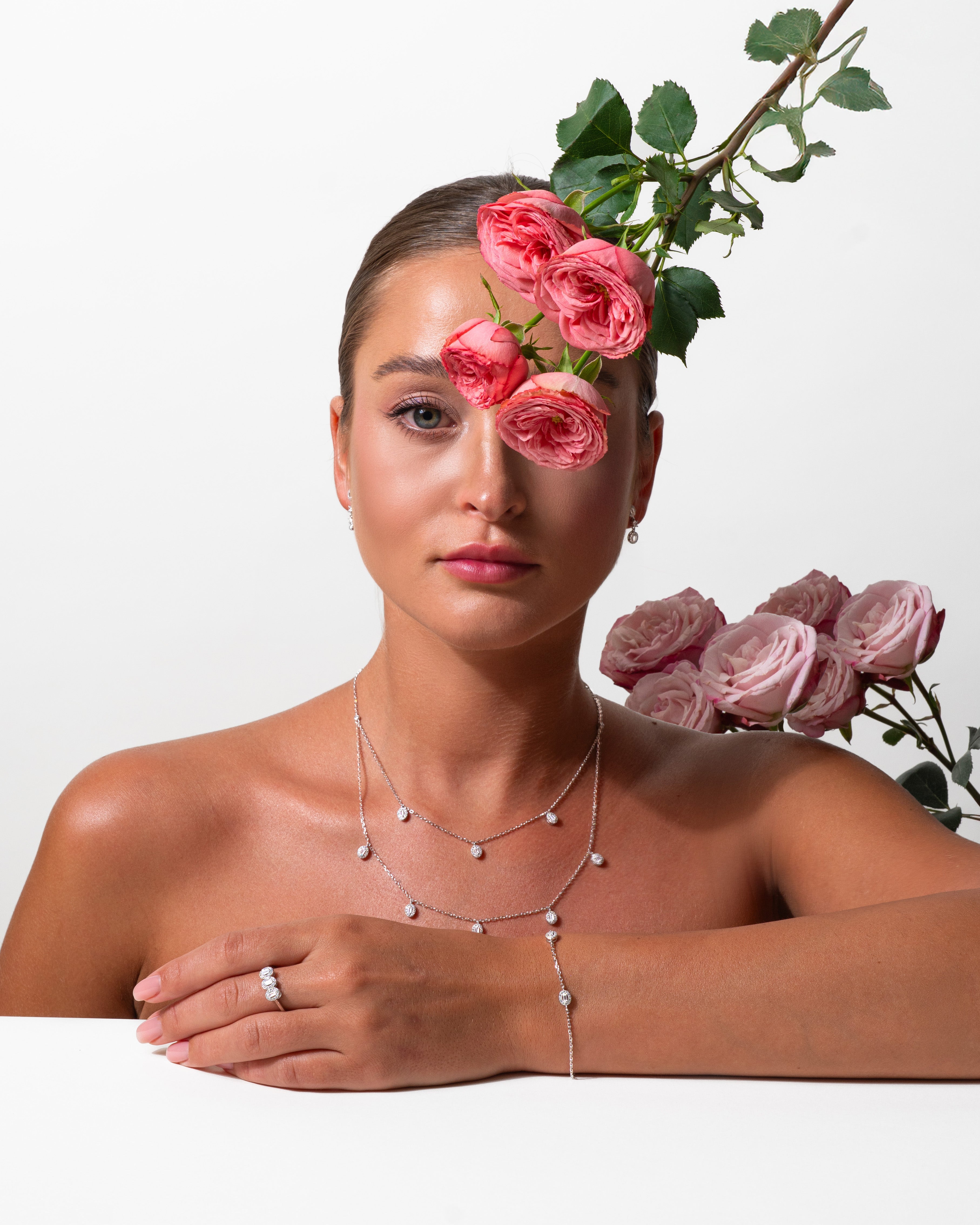 طقم شوكر فضي صورة ثانوية