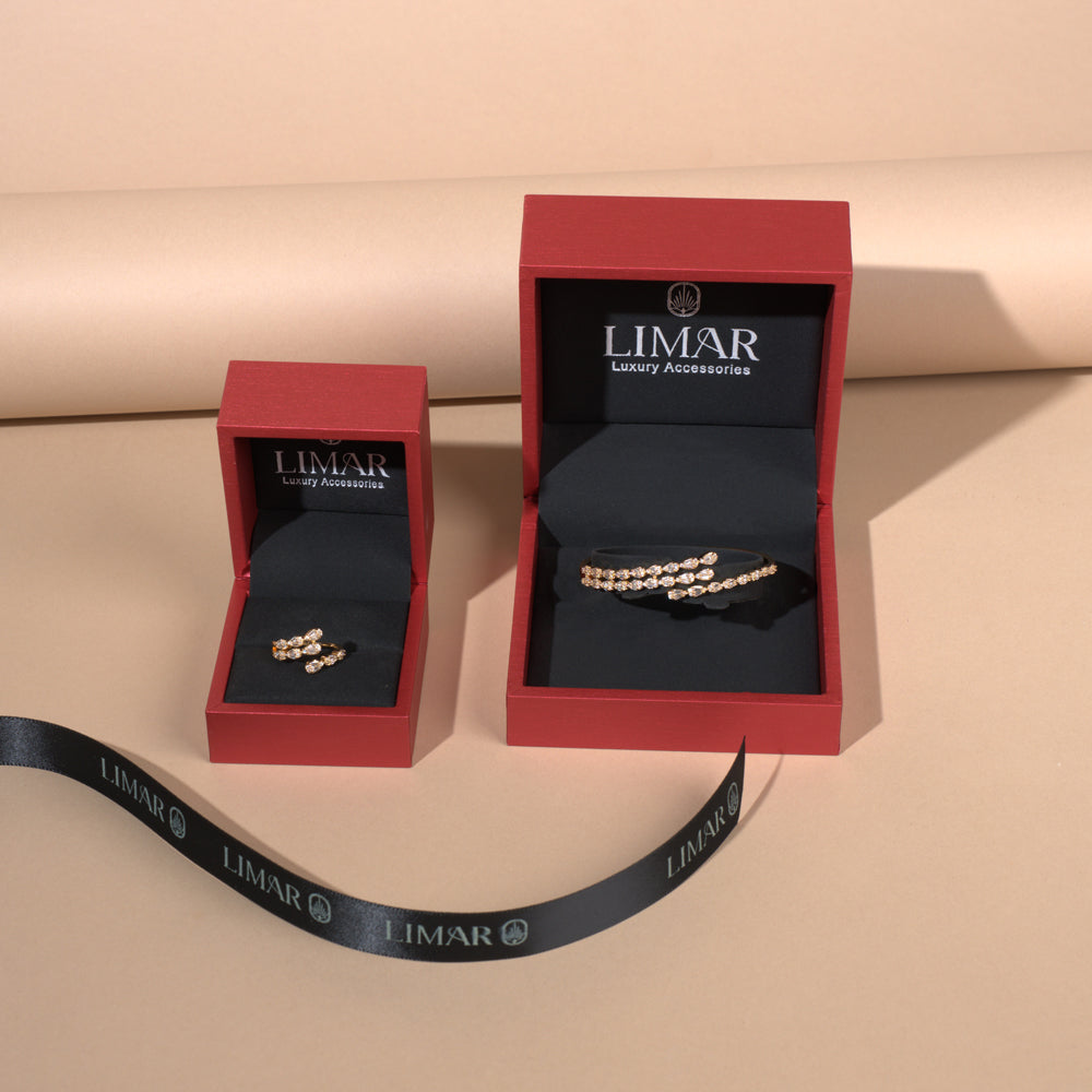 Vera Bloom Bangle Ring