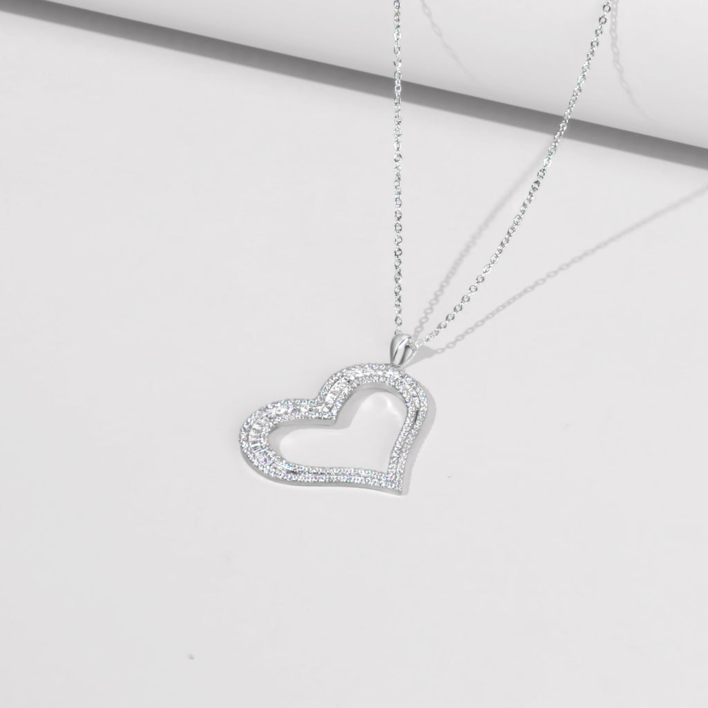 Vera heart necklace